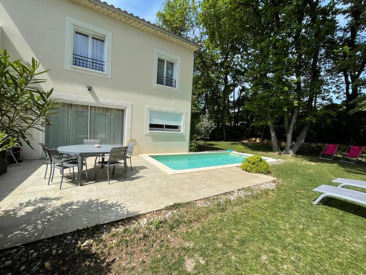 Les Jardins Du Castelas - Piscines, Jardins Et Spas Privatifs Uchaux Exteriér fotografie