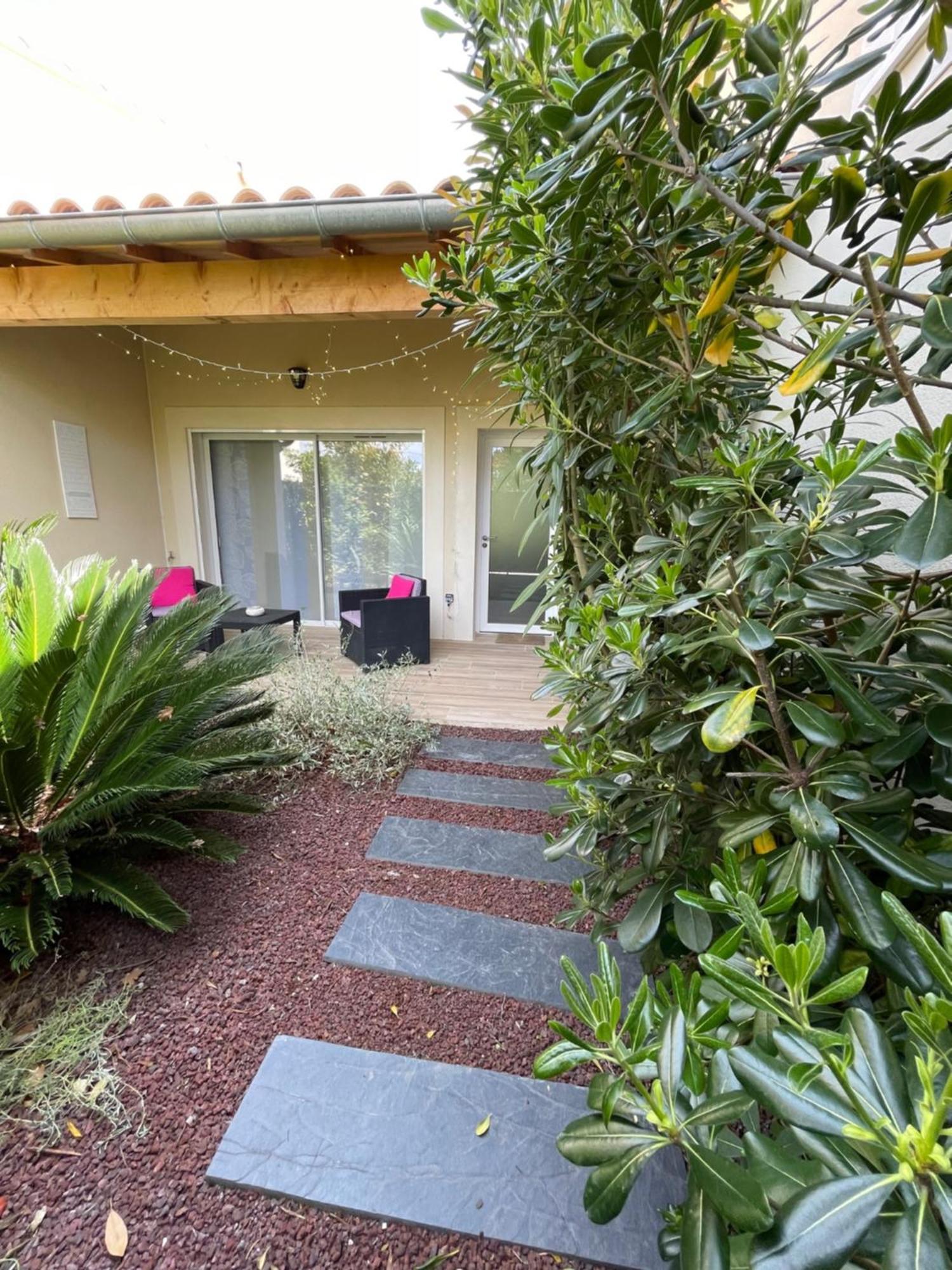 Les Jardins Du Castelas - Piscines, Jardins Et Spas Privatifs Uchaux Pokoj fotografie