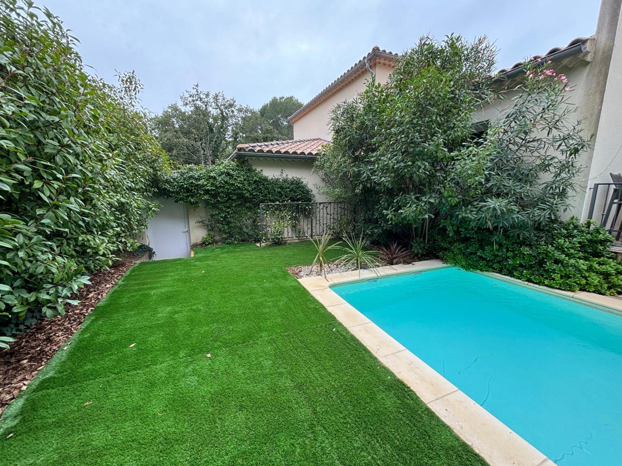 Les Jardins Du Castelas - Piscines, Jardins Et Spas Privatifs Uchaux Exteriér fotografie