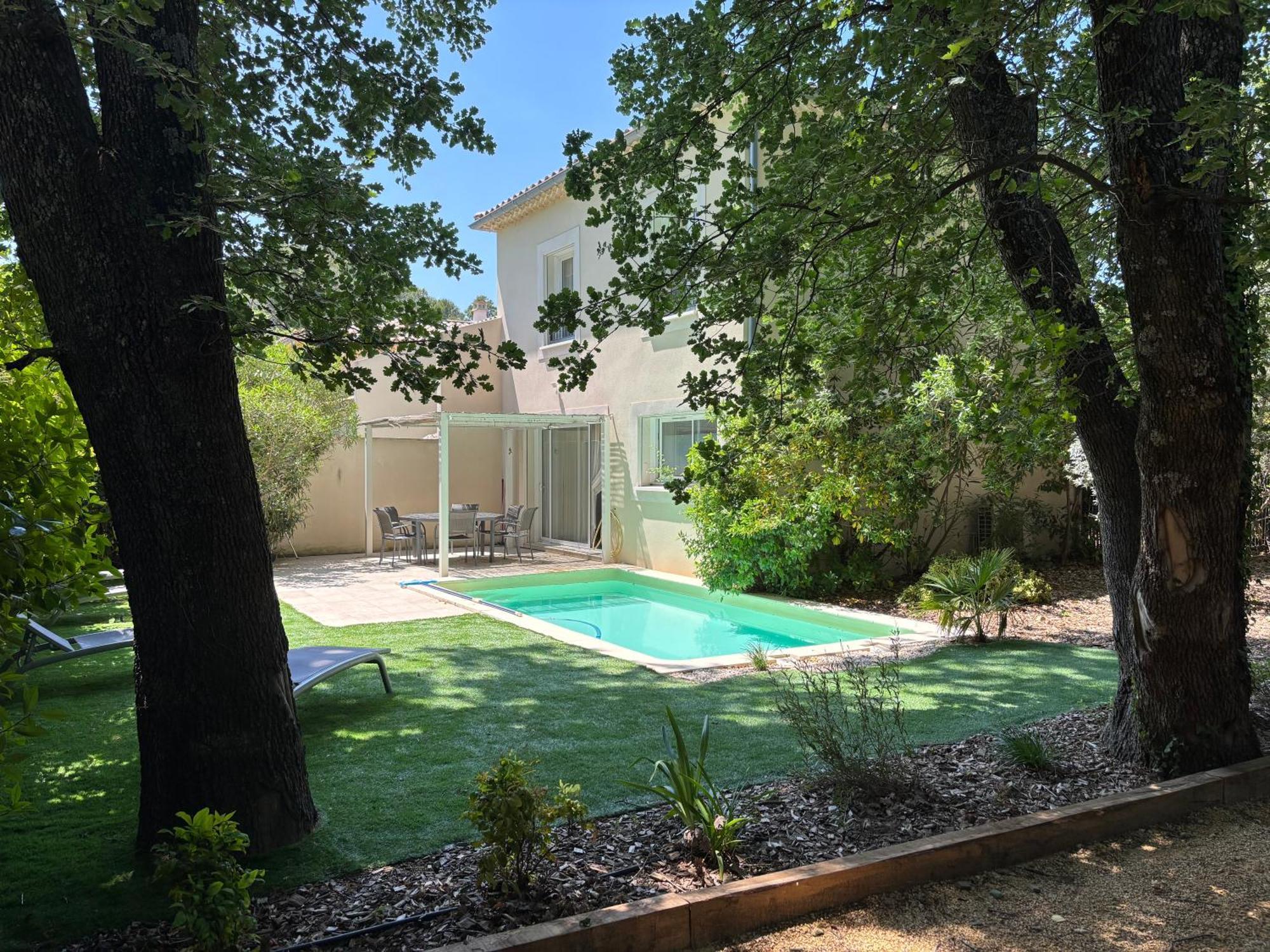 Les Jardins Du Castelas - Piscines, Jardins Et Spas Privatifs Uchaux Exteriér fotografie